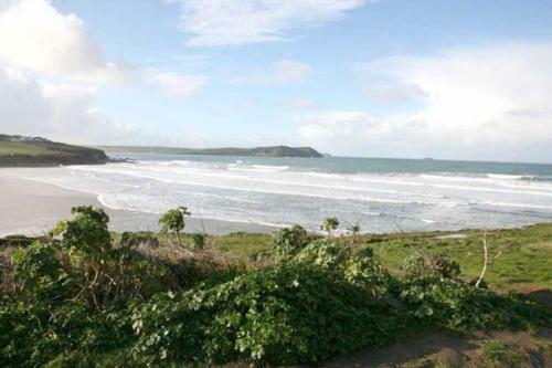 Gorgeous Apartments Only Yards From Polzeath Beach