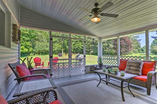 Charming Roscoe Retreat With Grill And Fire Pit!