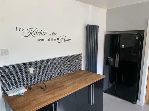 Private Double Room Close To The Manchester Airport