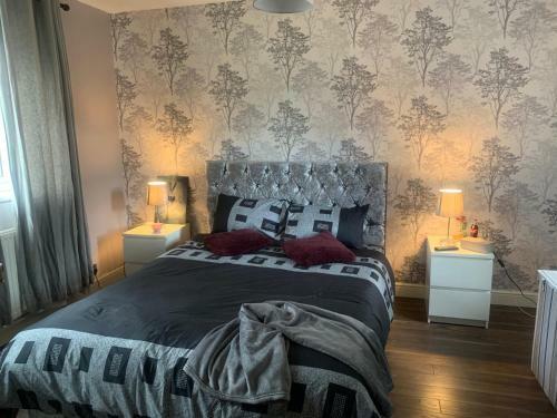 Private Double Room Close To The Manchester Airport