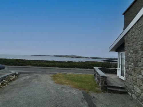 La Mare- 3 Bed-sea View-trearddur Bay