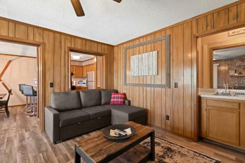 Family Condo Indoor Pool Mt Views