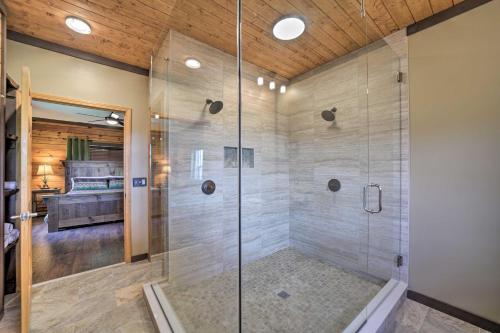 Secluded Franklin Getaway With 2 Decks And Grill!