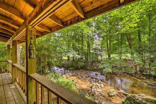 Scenic Creekside Cabin With Wraparound Porch!