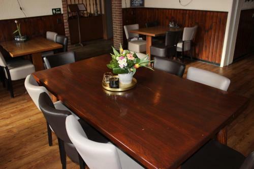 Hotel Cafe Restaurant "de Klok"