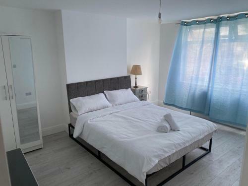 2 Bedroom Apartment With Garden
