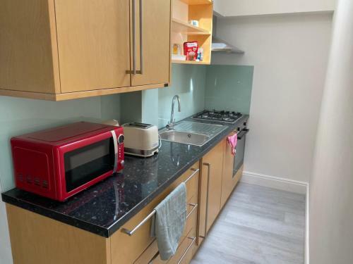 2 Bedroom Apartment With Garden