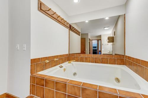 Hotel Crestview Cozy