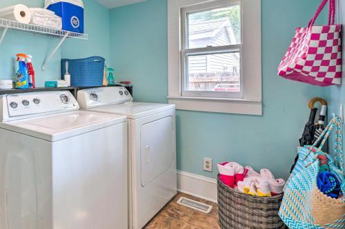 Cozy Home About Half-mi To Brooklyn Arts District