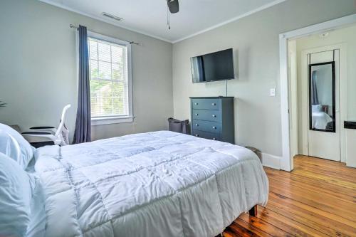 Cozy Home About Half-mi To Brooklyn Arts District