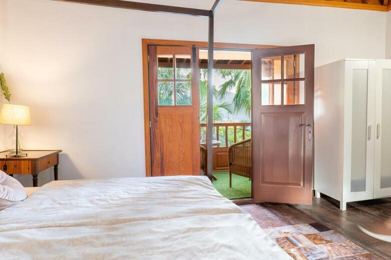Villa La Pradera De Melo With Climatized Pool On Request & Wifi 600mbs