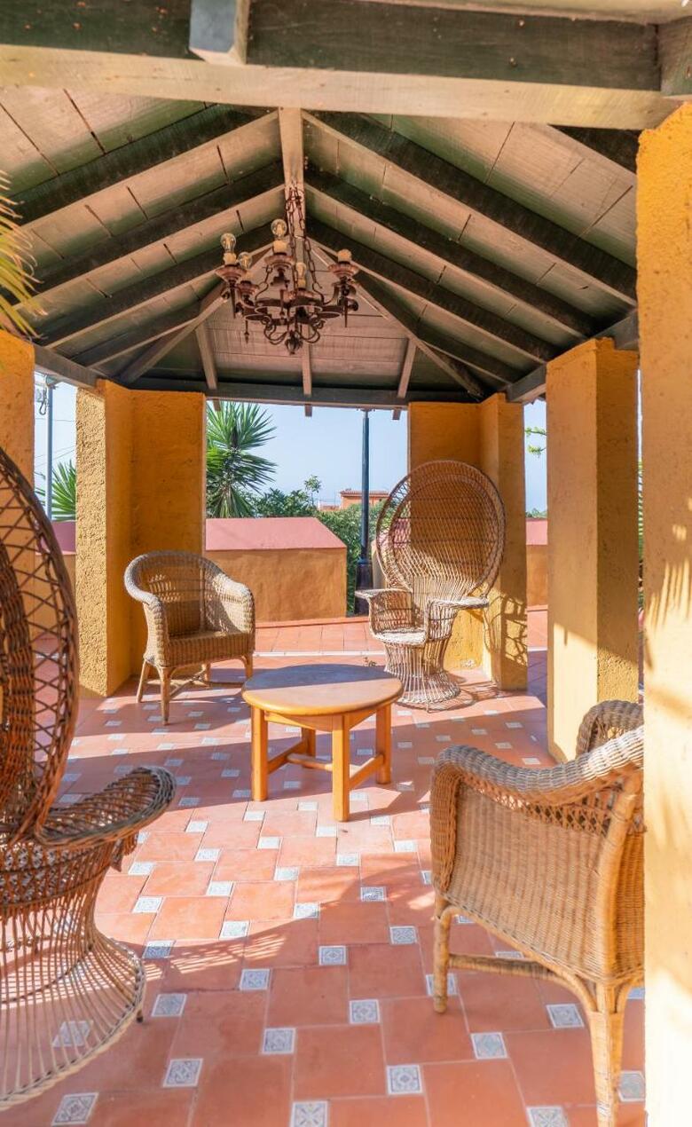 Villa La Pradera De Melo With Climatized Pool On Request & Wifi 600mbs