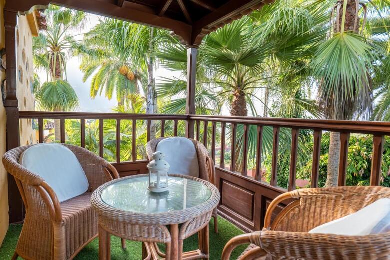 Villa La Pradera De Melo With Climatized Pool On Request & Wifi 600mbs
