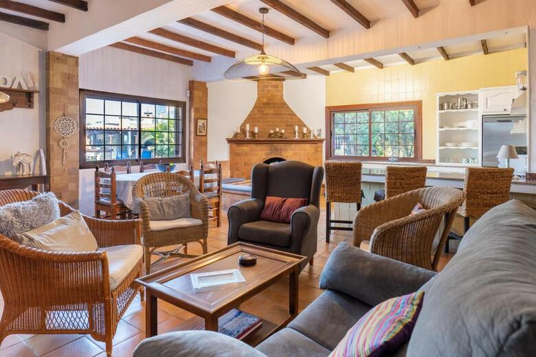 Villa La Pradera De Melo With Climatized Pool On Request & Wifi 600mbs