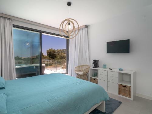 Villa Moderne � 700m De La Plage Avec Vue Mer