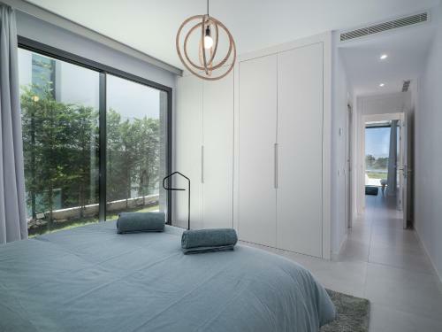 Villa Moderne � 700m De La Plage Avec Vue Mer