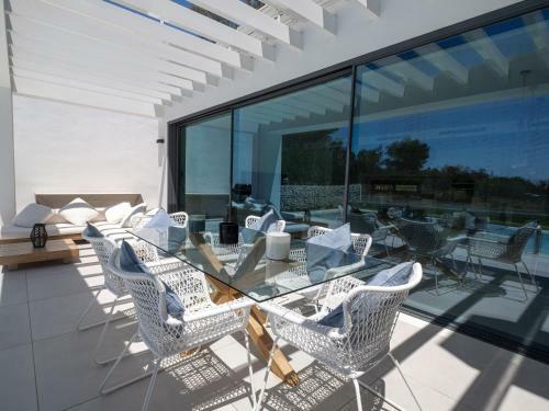 Villa Moderne � 700m De La Plage Avec Vue Mer