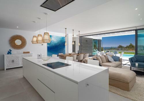 Villa Moderne � 700m De La Plage Avec Vue Mer