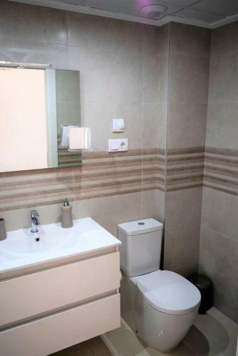Stunning 2-bed Apartment In Nr Los Dolses