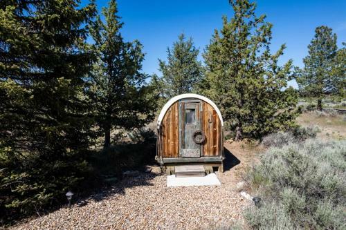 Bend Luxury Escape!