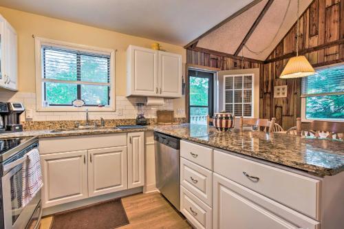 Breathtaking Pocono Hideaway With Beach Access!