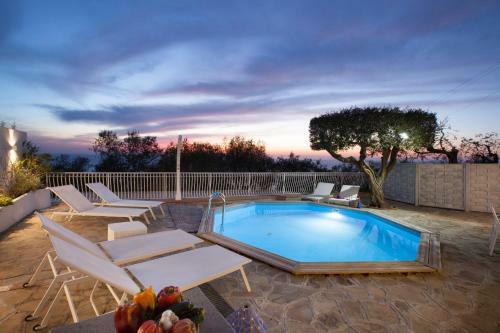 Amore Rentals - Villa Venus