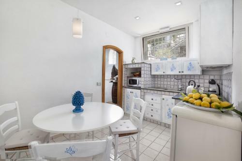 Amore Rentals - Villa Venus