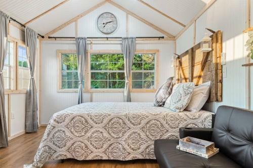 Chasing Views Tiny House