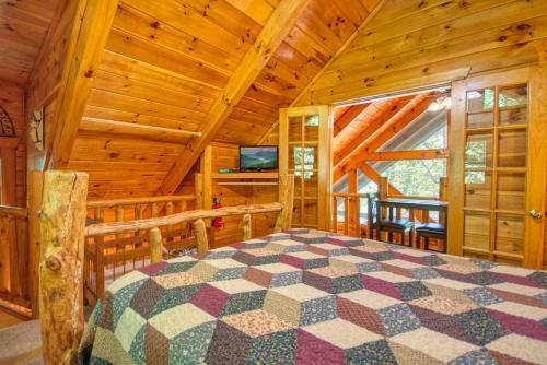 Browns Bear Den #235 By Aunt Bug's Cabin Rentals