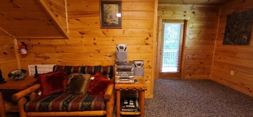 Moose Ridge Cabin