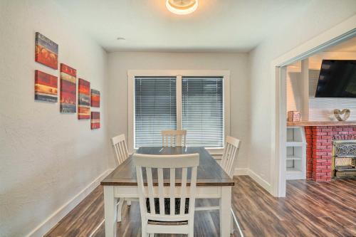 Charming And Quaint El Paso House With Backyard!