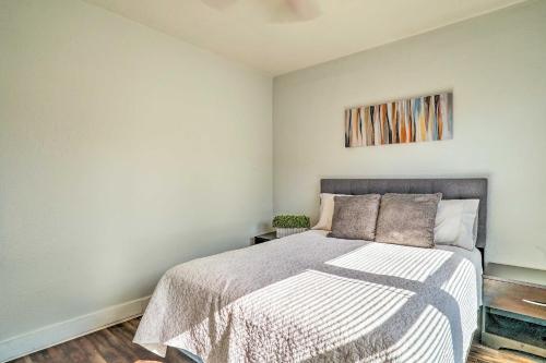 Charming And Quaint El Paso House With Backyard!