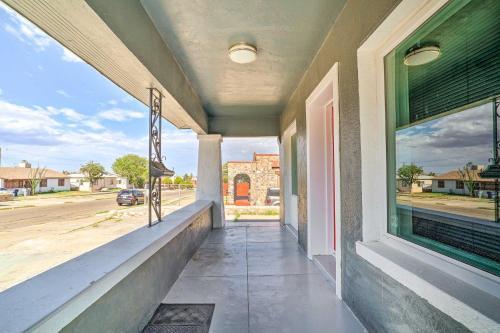 Charming And Quaint El Paso House With Backyard!