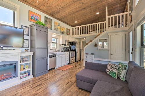 Upscale Tiny Home - Boho-chic Austin Getaway!