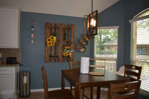 Spacious Conroe Home Around 4 Miles To The Lake