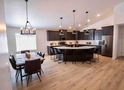 Luxury Downtown Getaway