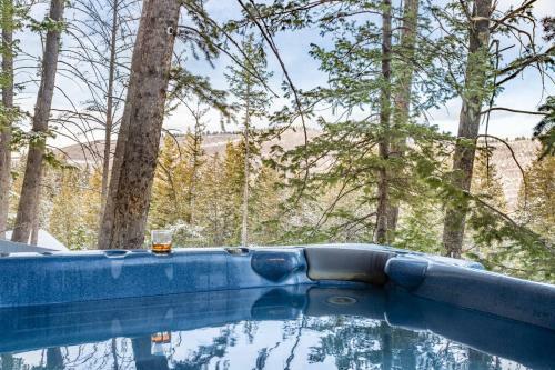 Treetop By Avantstay Rustic Secluded Cabin W Views In Summit Park