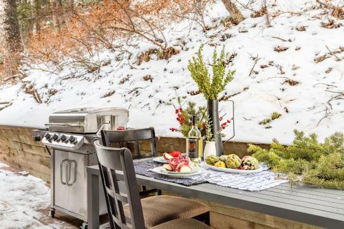 Treetop By Avantstay Rustic Secluded Cabin W Views In Summit Park