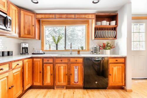 Treetop By Avantstay Rustic Secluded Cabin W Views In Summit Park