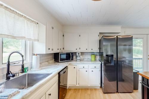 Pleasant Pond Unit B