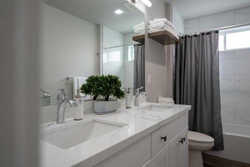 Apartamento Brand New Townhome Rooftop Balcony - Penthouse