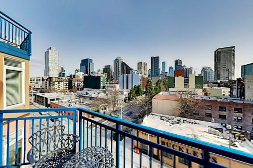 Hotel Belltown Condo Unit 733