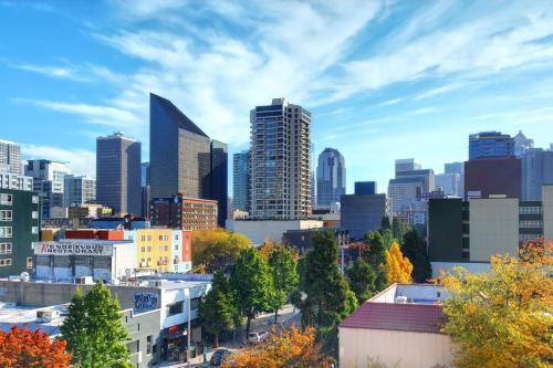 Hotel Belltown Condo Unit 733