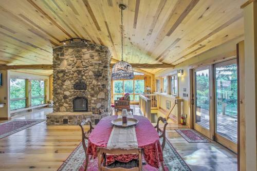 Idyllic Sturgeon Bay Cabin With Fire Pit And View