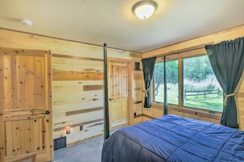 Idyllic Sturgeon Bay Cabin With Fire Pit And View