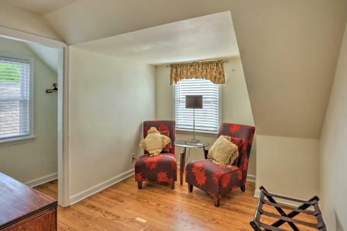 Inviting Whitefish Bay Getaway With Large Yard!