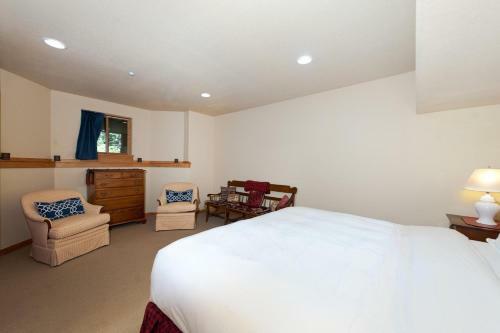 246 Beaver Circle