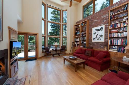 246 Beaver Circle