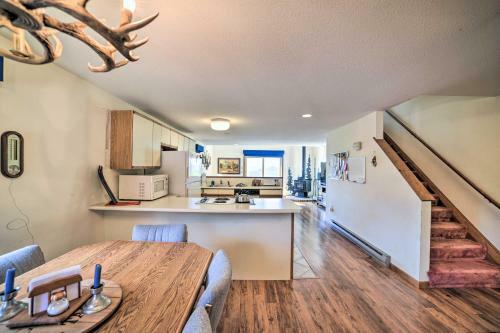 Cozy Campton Townhome With Sprawling Mtn Views