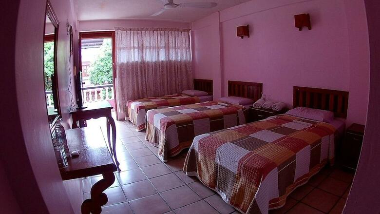 Hotel Michelle